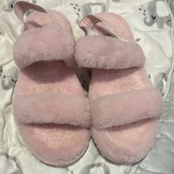 UGG Women's Fluffy pink Slippers - Picture 2 of 6